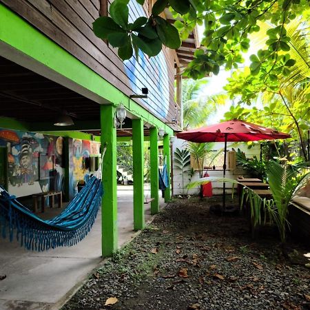 The Bocas Corner Hotel Bocas del Toro Buitenkant foto