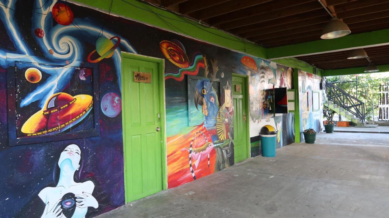 The Bocas Corner Hotel Bocas del Toro Buitenkant foto