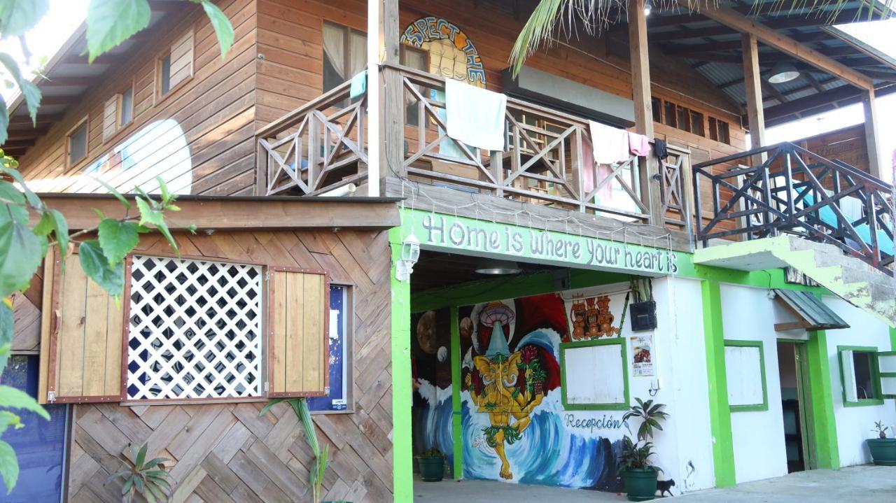 The Bocas Corner Hotel Bocas del Toro Buitenkant foto