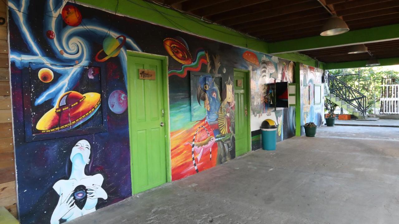 The Bocas Corner Hotel Bocas del Toro Buitenkant foto